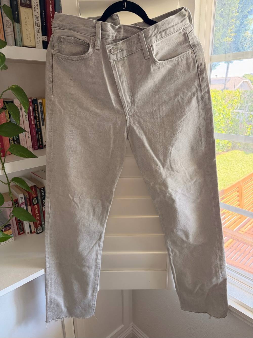 AGOLDE Light Gray Asymmetrical Jeans